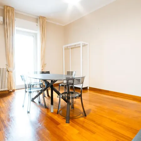 Apartment Dimora Adua *
