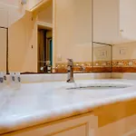 Apartament Dimora Adua *