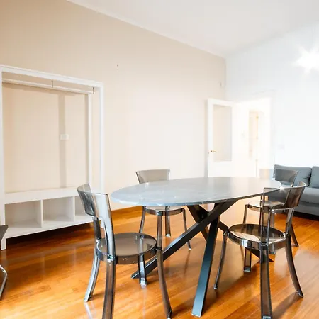 Апартаменти Dimora Adua